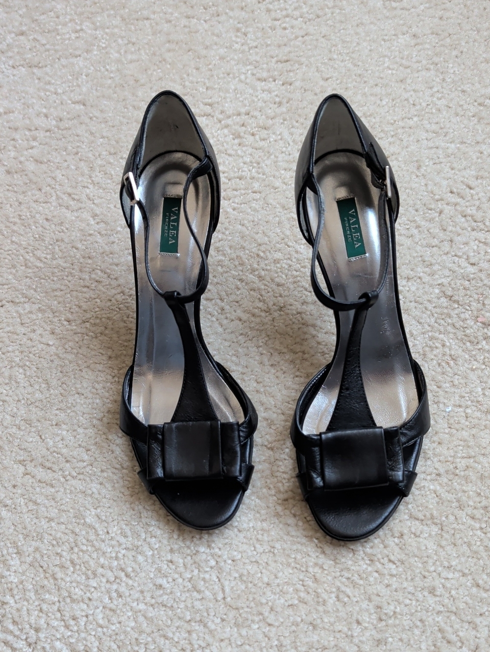 Cute Black Valea Firenze Heels